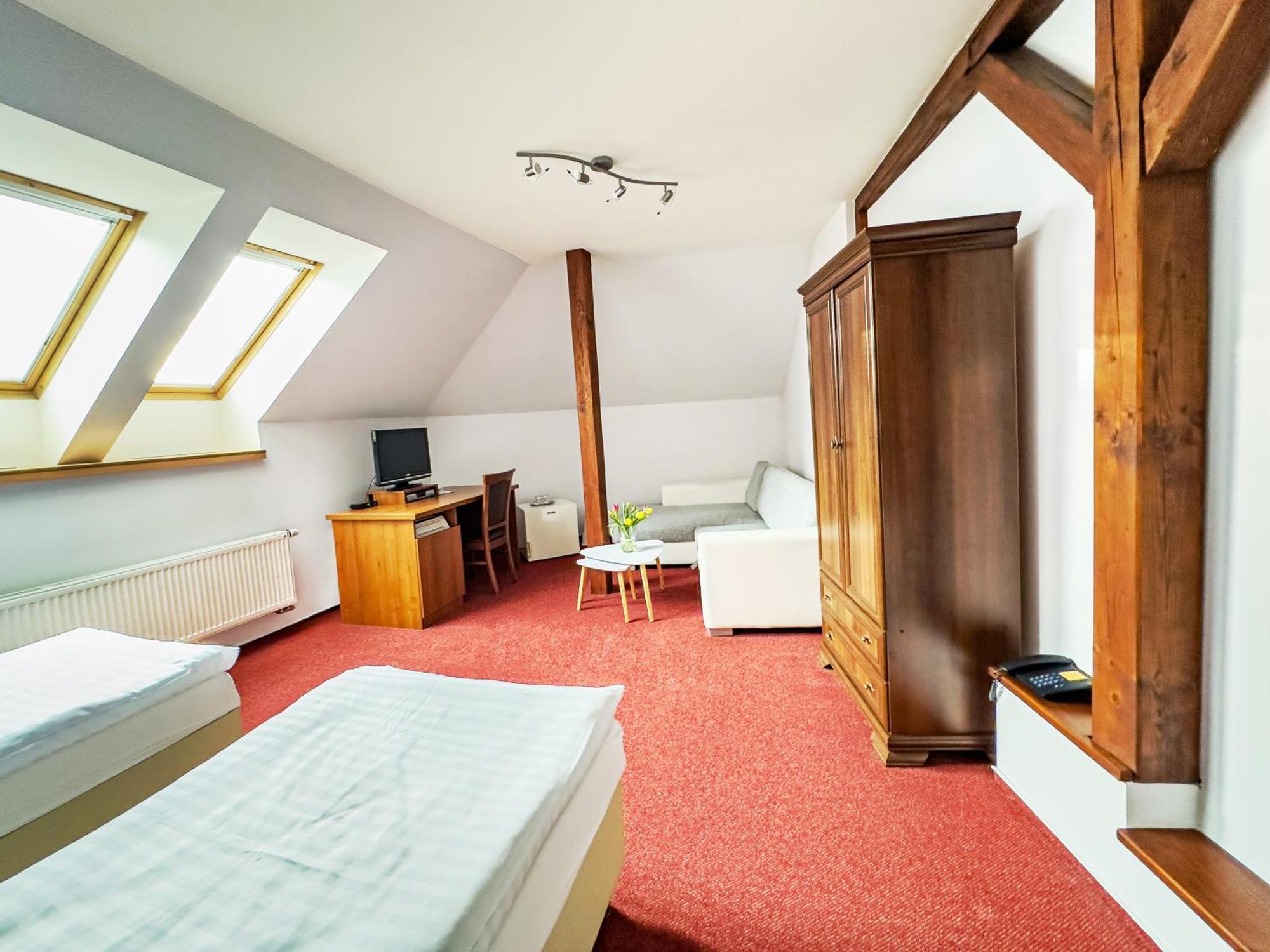 Hotel Růžek Hranice  Buitenkant foto