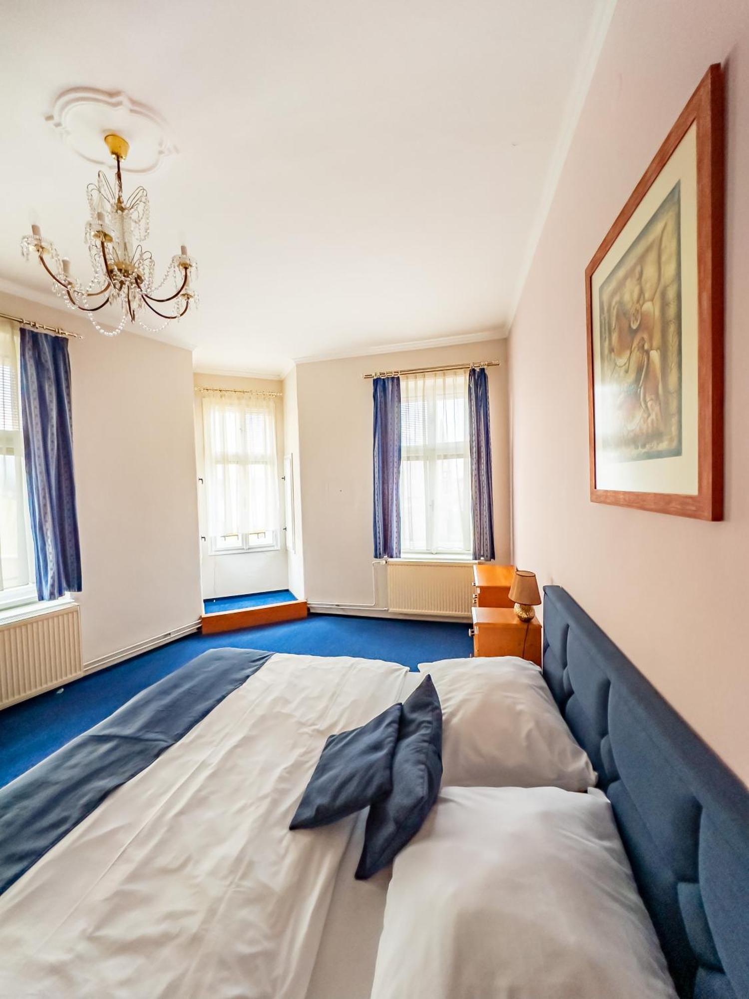 Hotel Růžek Hranice  Buitenkant foto