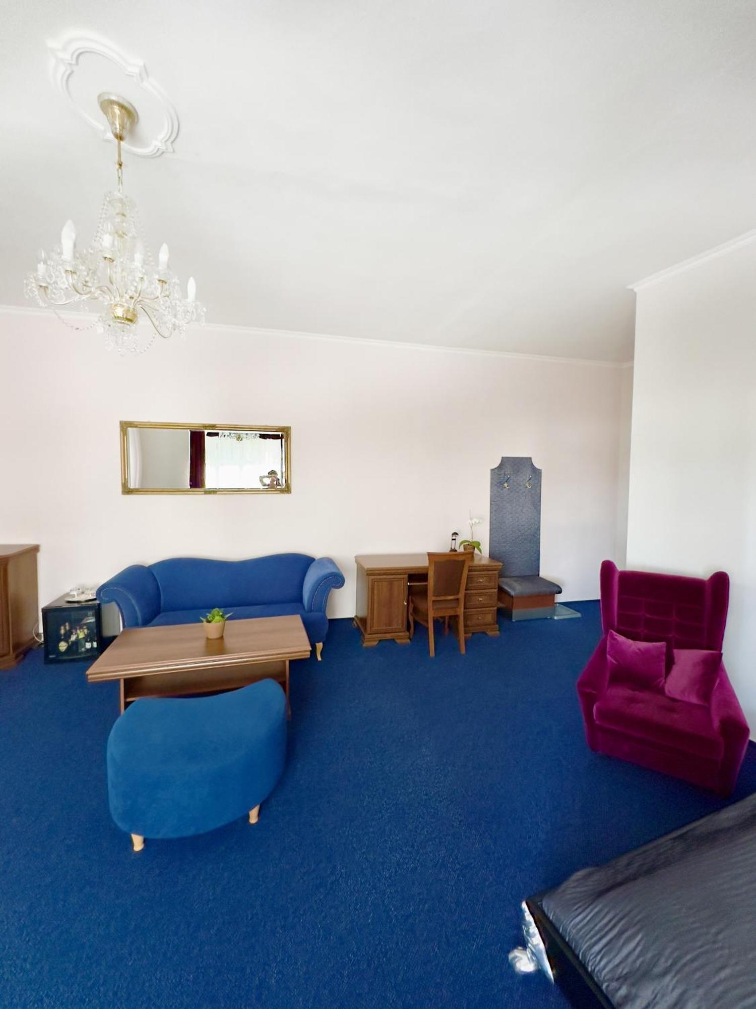 Hotel Růžek Hranice  Buitenkant foto