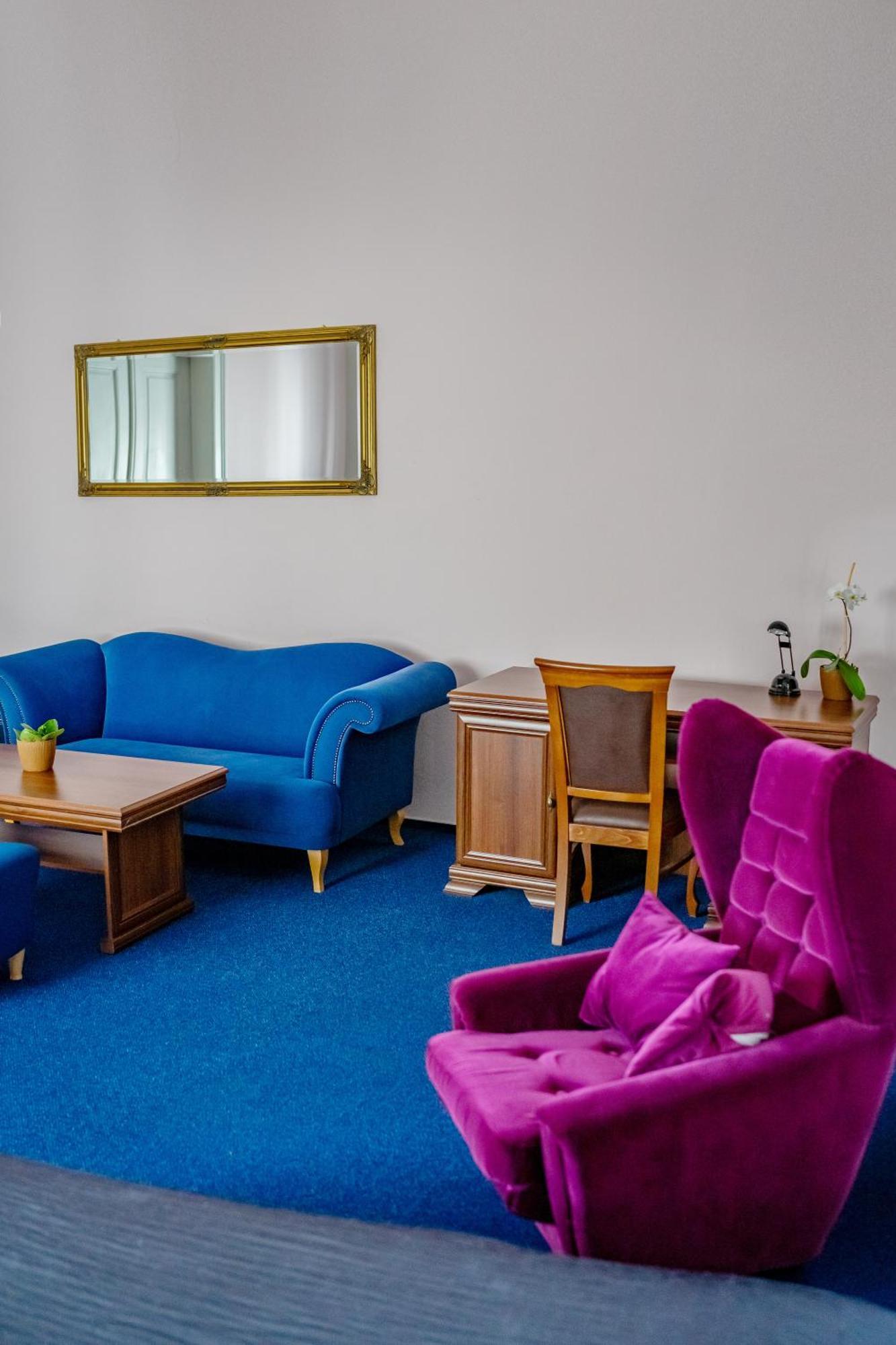 Hotel Růžek Hranice  Buitenkant foto